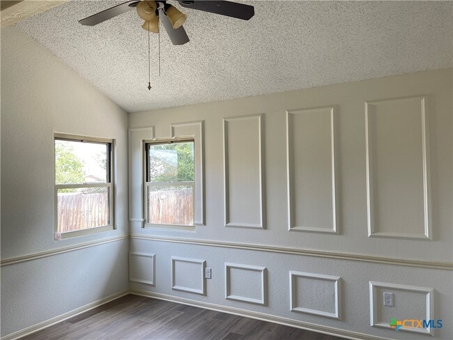 Building Photo - 3004 Panhandle Dr