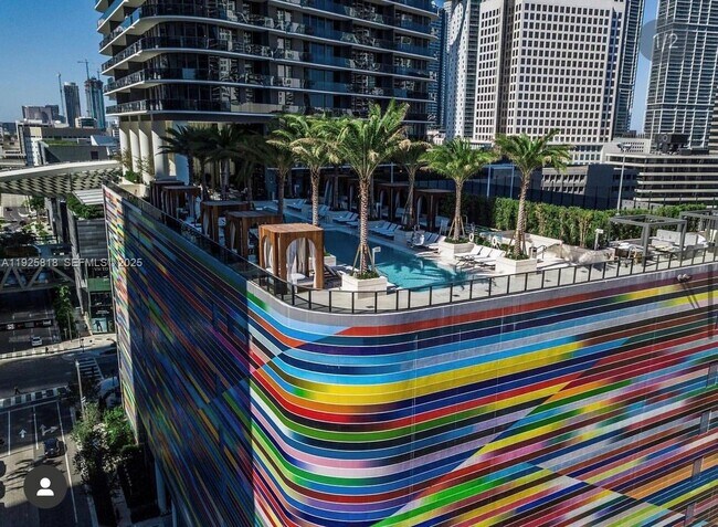 Building Photo - 801 S Miami Ave