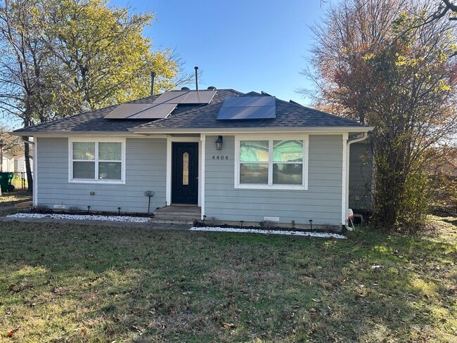 Building Photo - 4404 Monna St