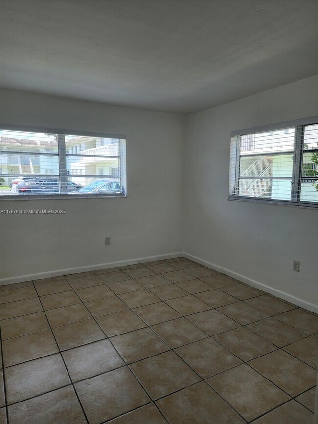 Building Photo - 7680 SW 82nd St