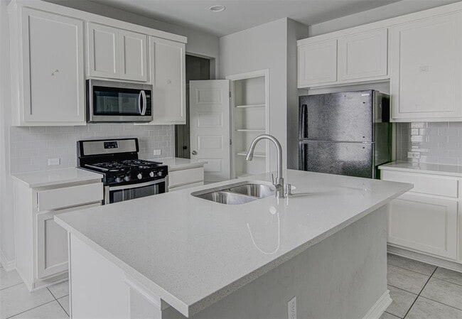 Building Photo - 1311 Hazleton Cove