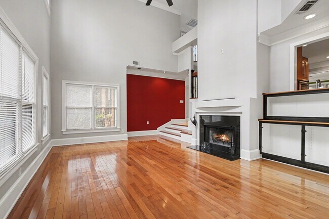 Building Photo - 1917 N Decatur-Unit A