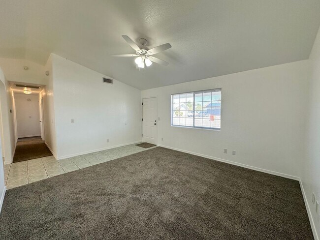 Building Photo - 6582 W Hershey Wy