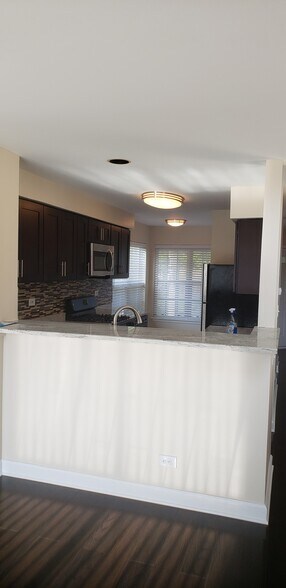 Building Photo - 9030 W Heathwood Cir