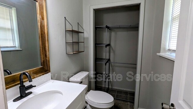 Building Photo - 243 Glenn Bryant Rd