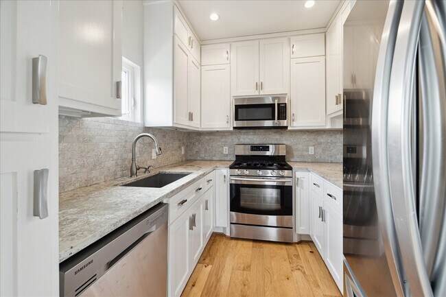 Building Photo - 4209 Billingsley St