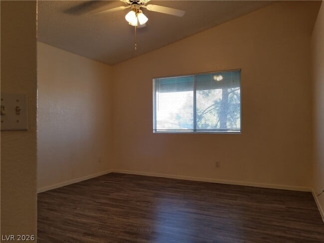 Building Photo - 733 Wheat Ridge Ln