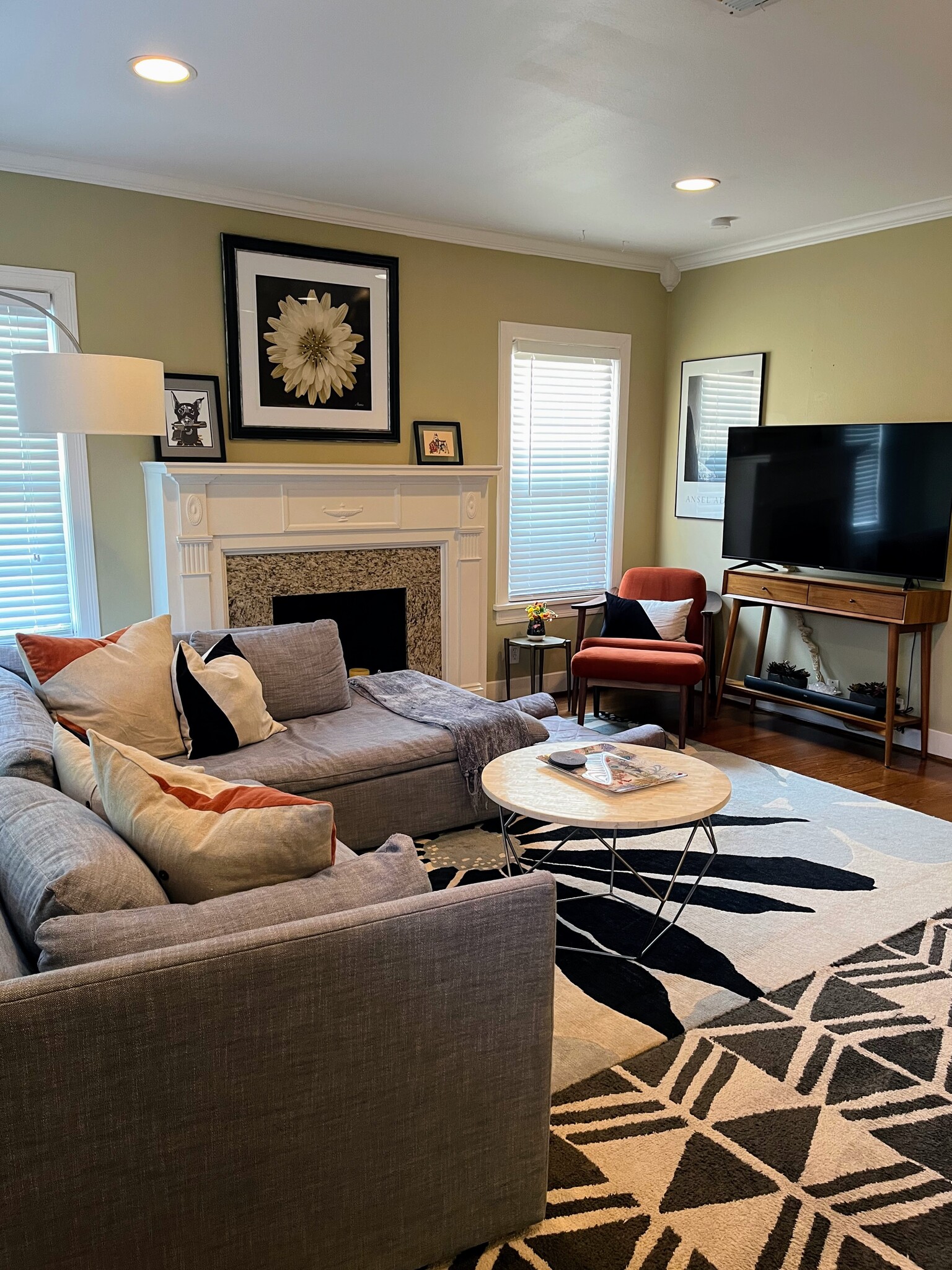 Living Room - 2106 Colquitt St