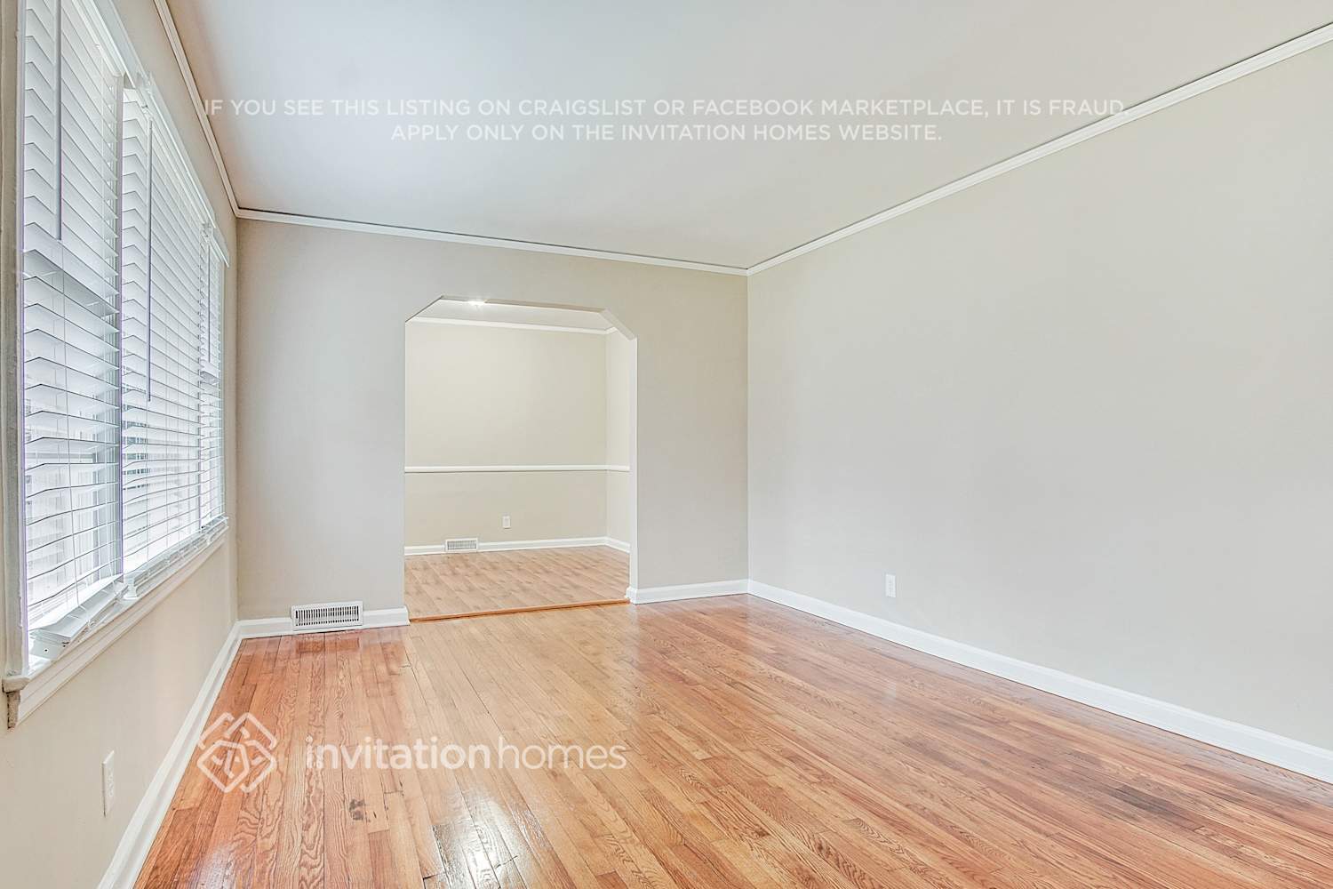 Building Photo - 2430 Mark Dr