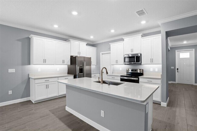 Building Photo - 16819 Shell Bay Dr