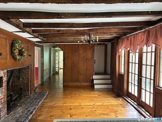 Building Photo - 957 Palisado Ave