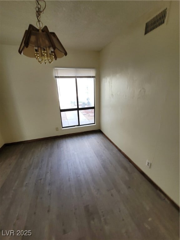 Building Photo - 5709 Goldmount Ave