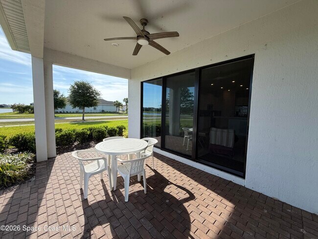 Building Photo - 2371 Caravan Pl