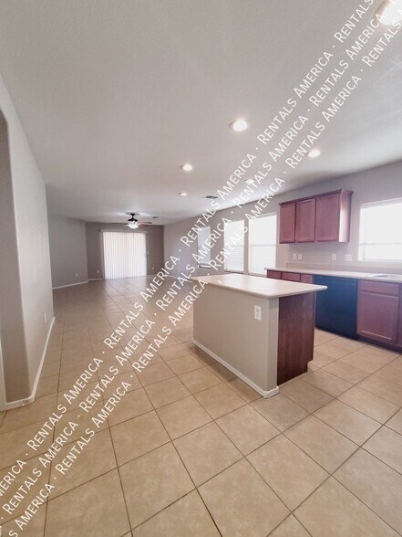 Building Photo - 776 E Cowboy Cove Trail