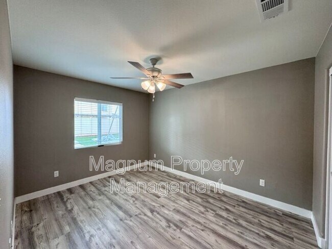 Building Photo - 29357 Cavalry Cir
