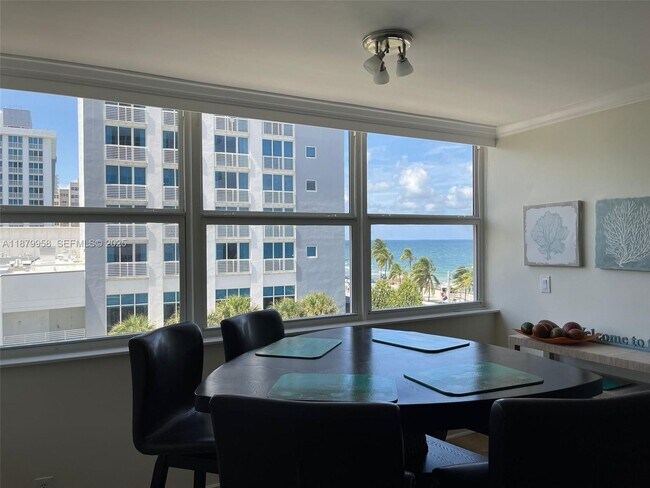 Building Photo - 209 N Fort Lauderdale Beach Blvd