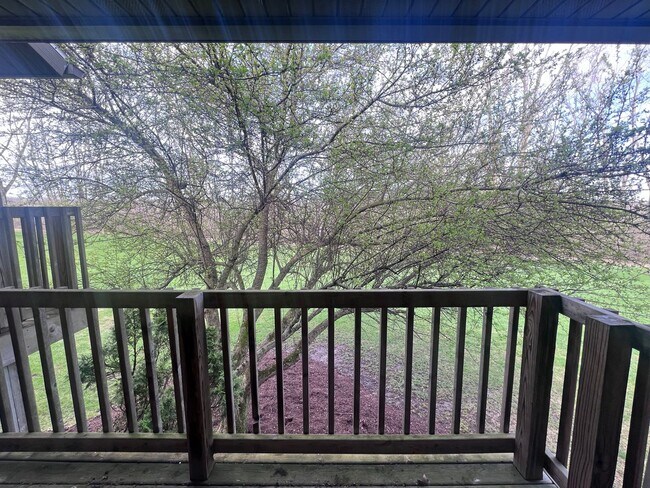 Building Photo - 2 Bed 2 Bathroom Condo in Allendale!