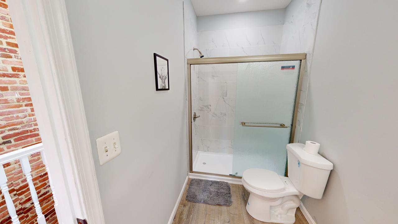 Building Photo - 2407 Jefferson St