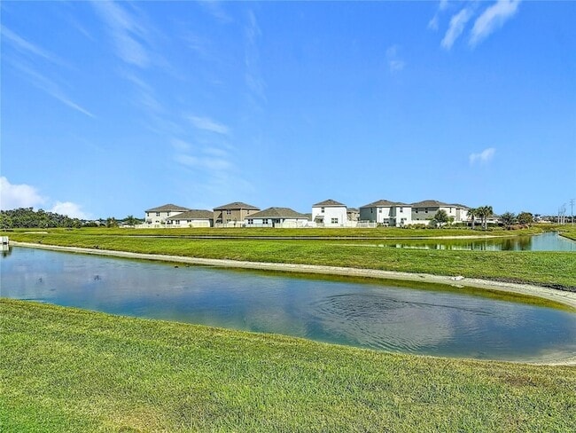 Building Photo - 2682 Common Fig Run