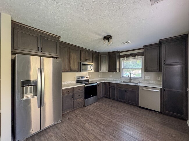 Building Photo - 2582 Gotts Ln