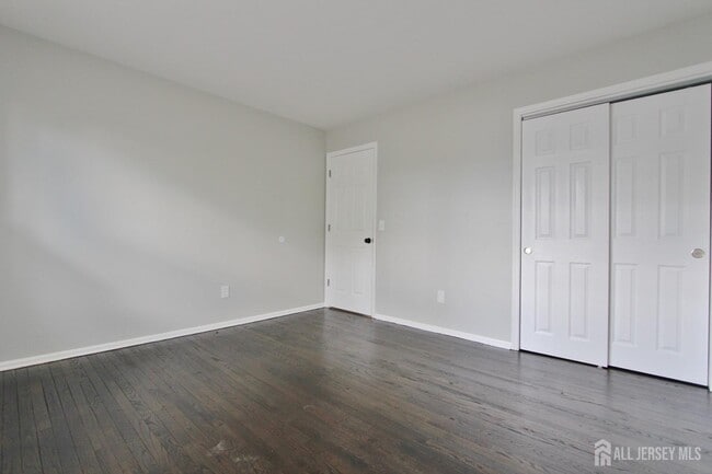 Building Photo - 516-520-520 Hamilton Blvd