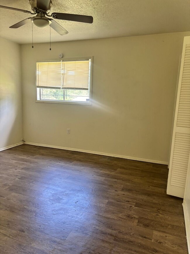 Building Photo - 2740 Teresa Dr