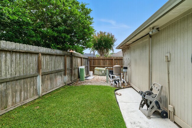 Building Photo - 20519 Ivory Creek Ln