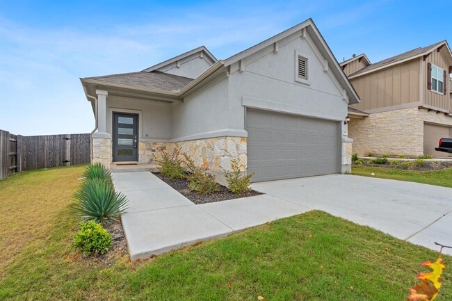 Building Photo - 202 Lime St