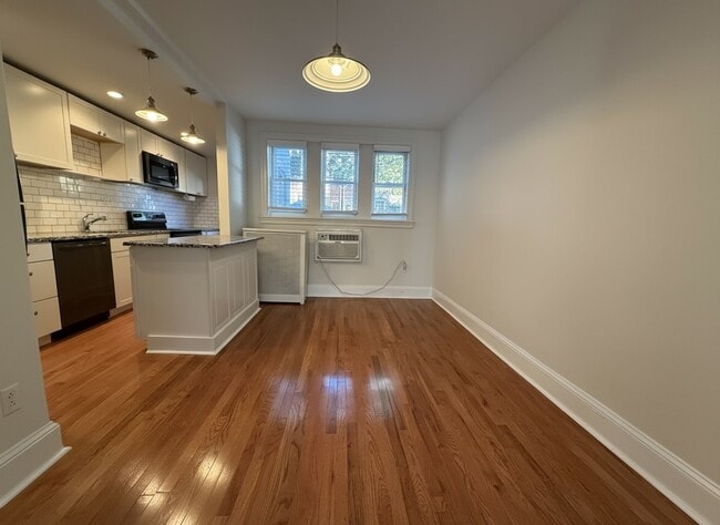 Building Photo - 51 E Montana-