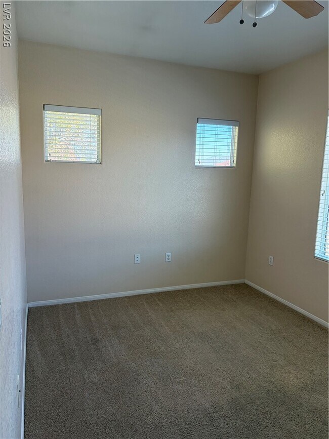 Building Photo - 3395 Cactus Shadow St