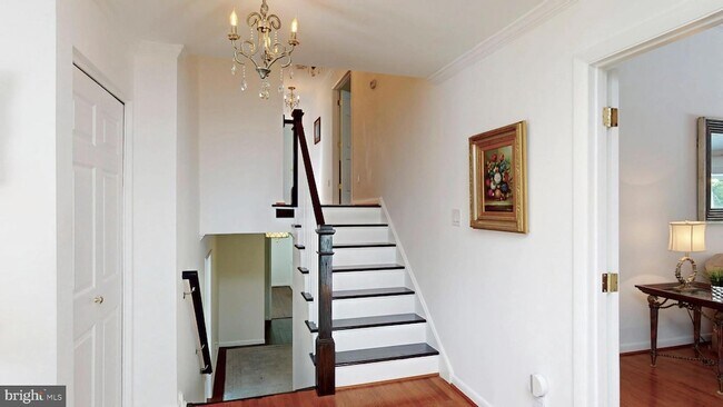 Building Photo - 317 Springvale Rd