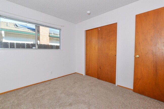 Building Photo - 6229 N 7th St