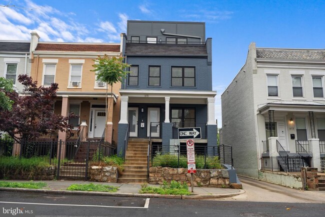 Primary Photo - 615 Irving St NW