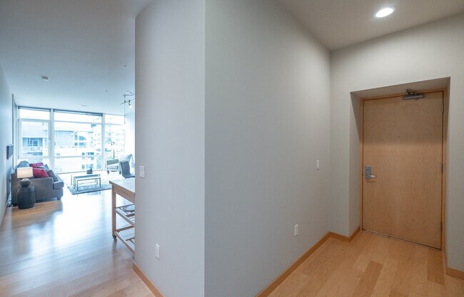 Building Photo - 1255 NW 9th Ave