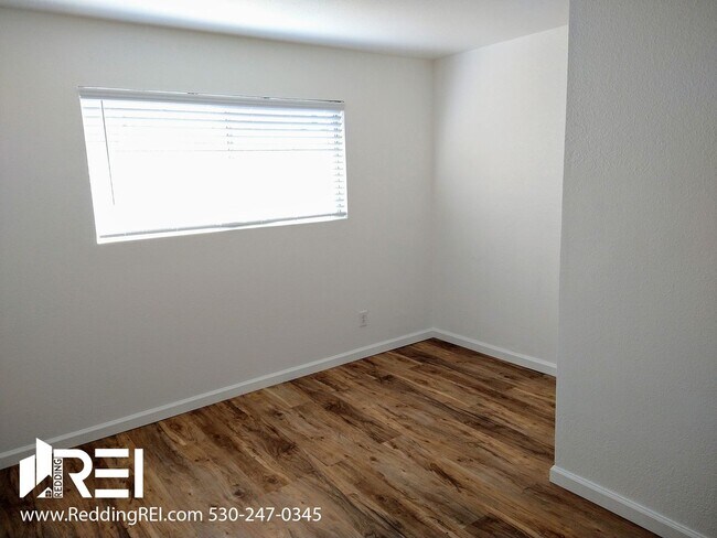 Building Photo - 2839 Duane Ave