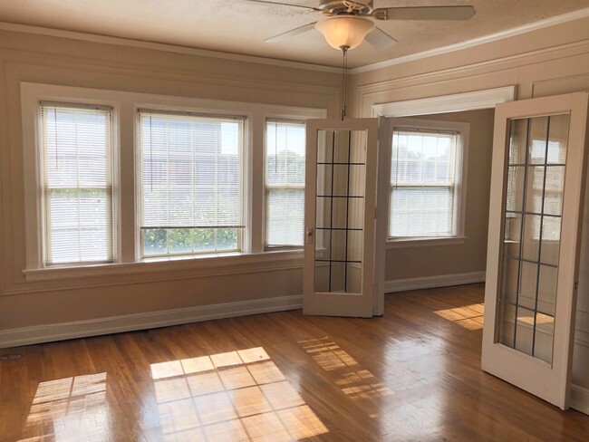 Interior Photo - 205 - MERIDIAN PLAZA APARTMENTS