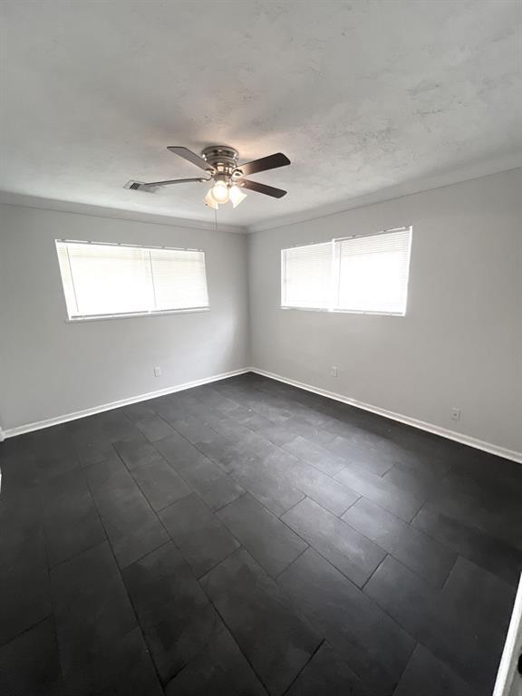 Building Photo - 7719 Hirsch Rd