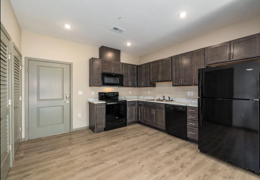 Interior Photo - Walker Heights