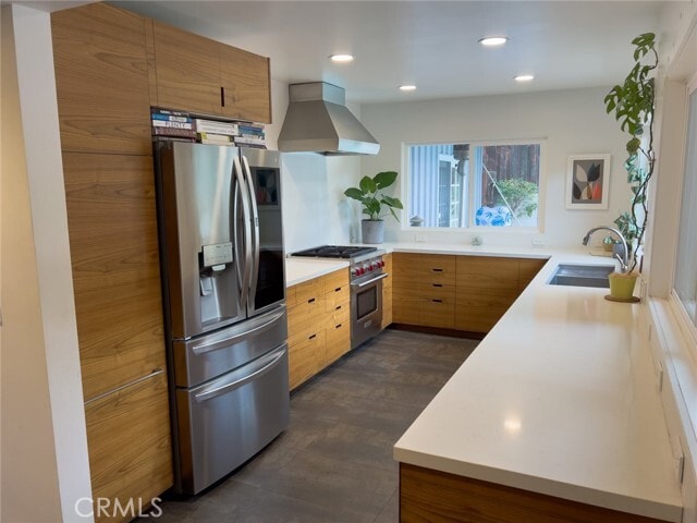 Building Photo - 462 Crestvale Dr