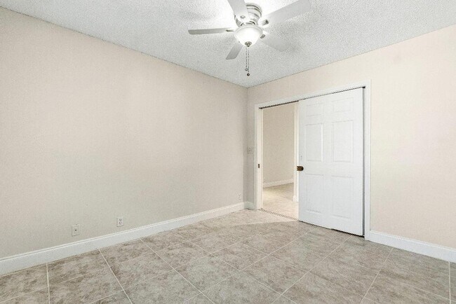 Building Photo - 9770 Nickels Blvd