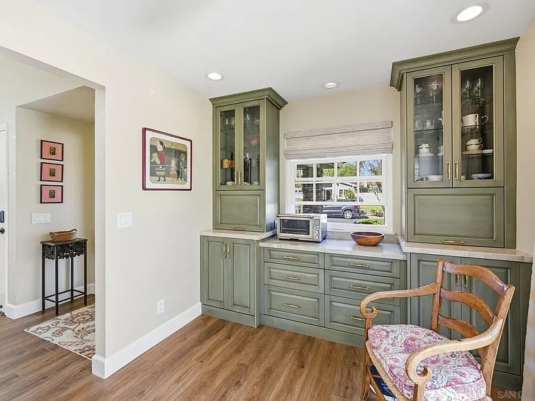 Building Photo - 1859 Hill Top Ln