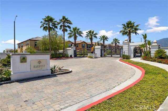Building Photo - 820 Brynlee Pl
