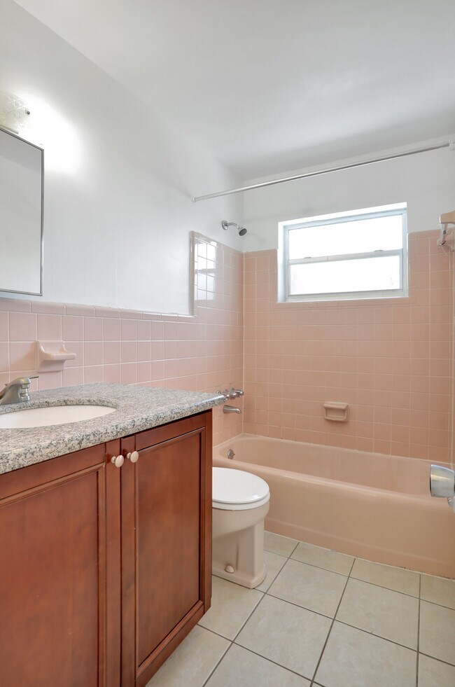 Building Photo - 5951 NE 18th Ave