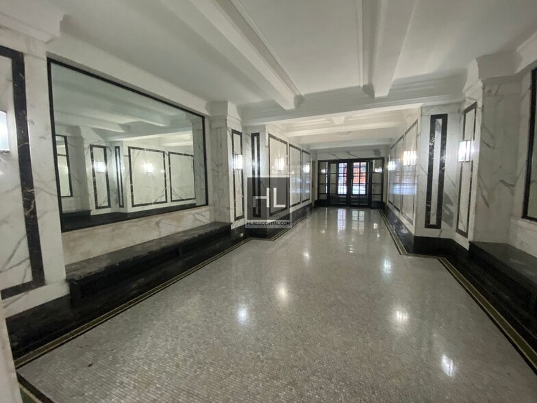 Building Photo - WEST 55 STREET