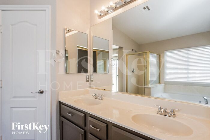 Building Photo - 4083 Lilac Creek Ct