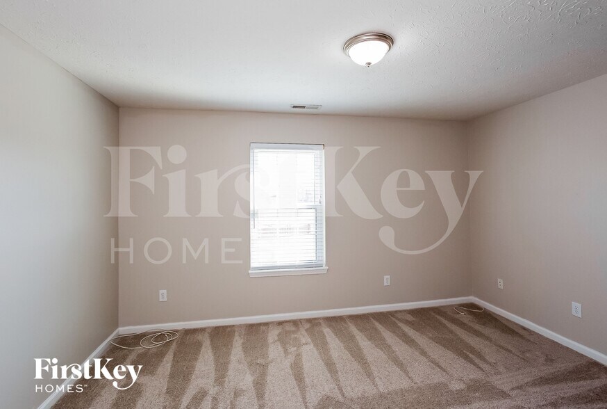 Building Photo - 7811 Camfield Way