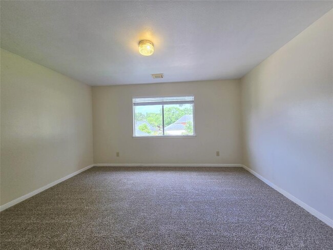 Building Photo - 3902 St Michaels Ct