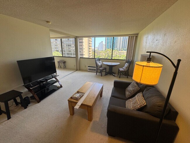 Building Photo - Available Now! Furnished Downtown 1 Bed/ 1 Bath Condo with A/C & Pool at Kukui Plaza