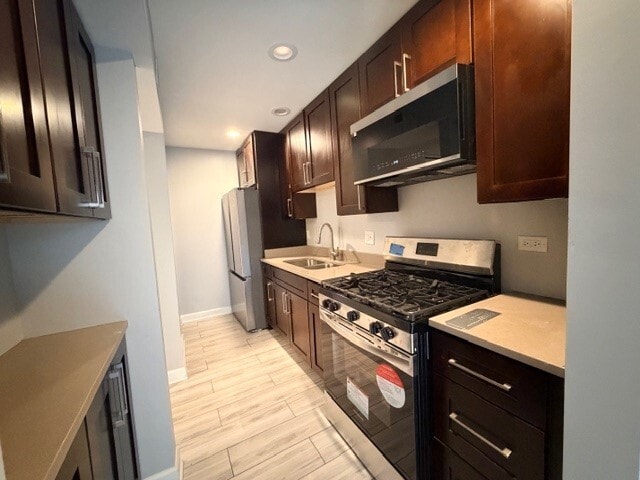 Building Photo - 6W S Fernwood Dr