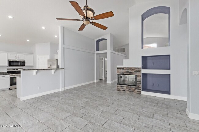 Building Photo - 3238 E Javelina Ave